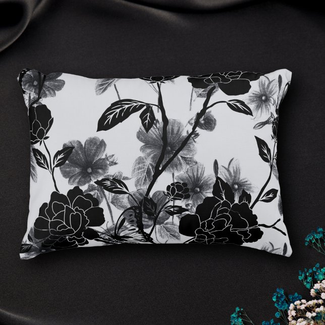 Almofada Decorativa Noir Floral de Borboleta Moderna (Criador carregado)