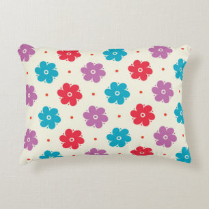 Almofada Decorativa Padrão de Flor Cuja Cor é Branca