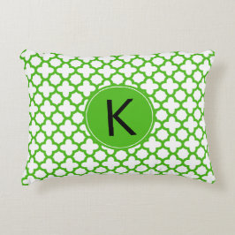 Almofada Decorativa Padrão de Quatrefoil de Kelly Verde Monogramada