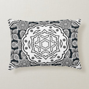 Almofada Decorativa Padrão de vinheta em fundo azul com elem branco