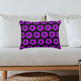 Almofada Decorativa Padrão Floral Preto de Gerânio Roxo