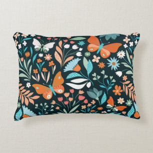 Almofada Decorativa Padrão sem costura com flores e borboletas