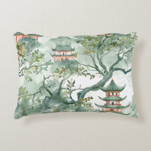 Almofada Decorativa Pagoda Asiática de Aquarela na Paisagem Verdante (