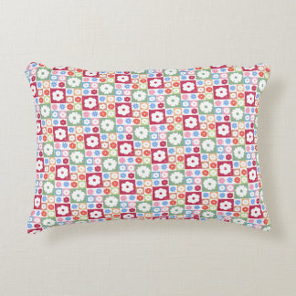 Almofada Decorativa Pétalas em Silêncio 05. Padrão Floral.