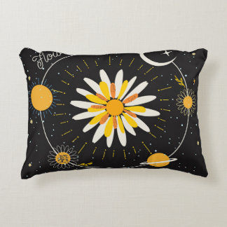 Almofada Decorativa Planetas da Lua Sun: Arte Floral Gráfica