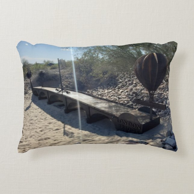 Almofada Decorativa Réplica da Ponte de Londres (Frente)