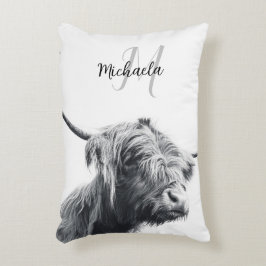 Almofada Decorativa Retrato da vaca em terras altas monograma inicial 