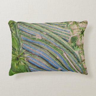 Almofada Decorativa River between coconut trees painting