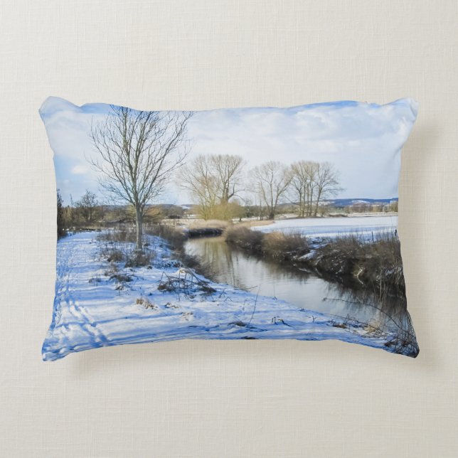 Almofada Decorativa Riverside English Winter Walk - Personalizado (Frente)