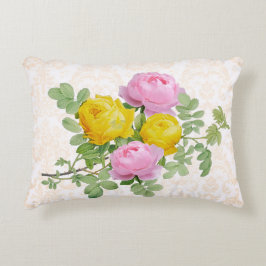 Almofada Decorativa Rosas Vitorianas Antigas em Damasco Amarelo Pastel