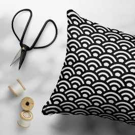 Almofada Decorativa Seigaiha, Ondas, Japonês, Preto e Branco