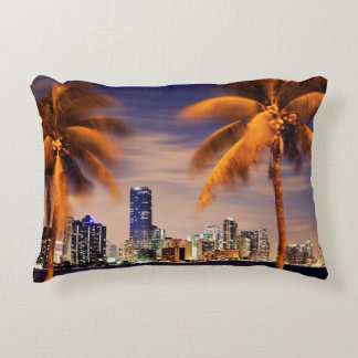 Almofada Decorativa Skyline dos EUA, Florida, Miami no crepúsculo
