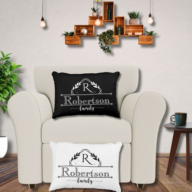 Almofada Decorativa Split Monogram Family Name Black & White Frame (Criador carregado)