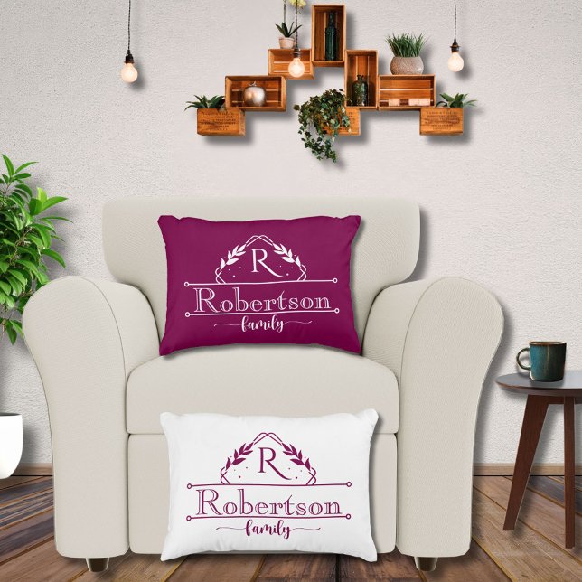 Almofada Decorativa Split Monogram Family Name Wine Frame (Criador carregado)