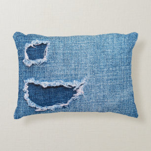 Almofada Decorativa Textura do tecido denim rasgada, matizes azuis.
