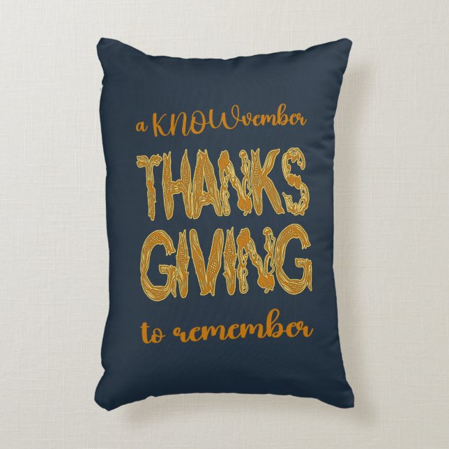Almofada Decorativa Thanksgiving | A KNOWvember To Remember (Frente(Vertical))