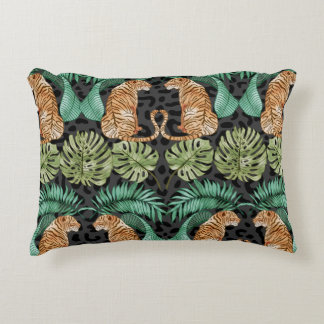 Almofada Decorativa Tiger Leaves: Selva De Aquarela Sem Costura.