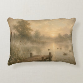 Almofada Decorativa Travesseiro Casa de Campo Lago Nebuloso ao Nascer 