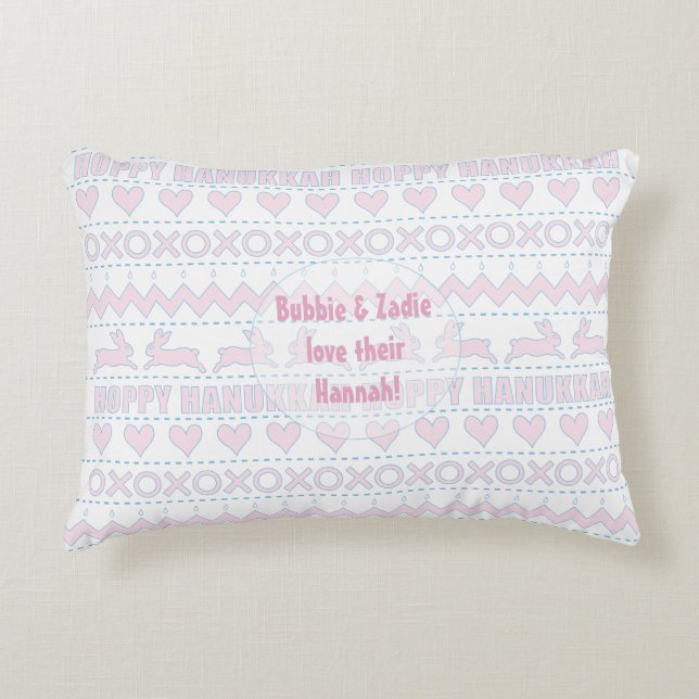 Almofada Decorativa Travesseiro de Hanukkah "Hoppy Hanukkah" rosa/azul (Frente)