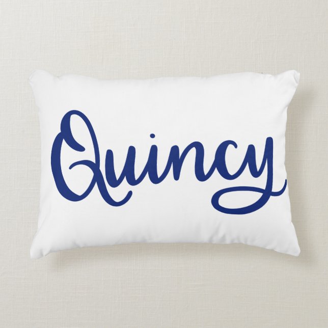 Almofada Decorativa Travesseiro de Scripts Quincy Dacil (Frente)