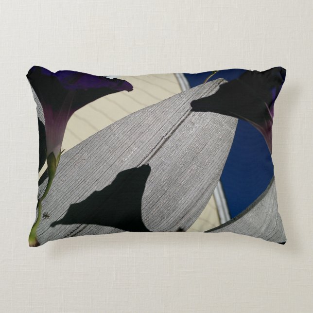 Almofada Decorativa Travesseiro decorativo com design floral roxo " (Frente)