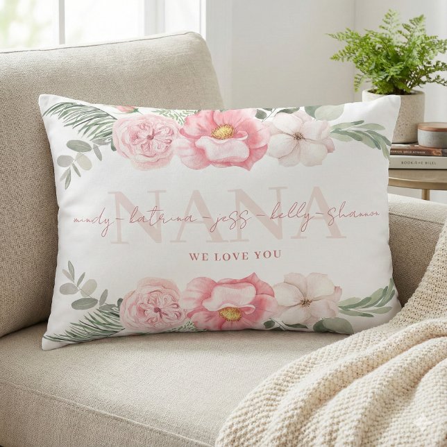 Almofada Decorativa Travesseiro Floral Floral Personalizado Nana (Let your Nana know how special she is with this personalized throw pillow! )