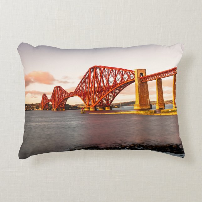 Almofada Decorativa Travesseiro Forth Bridge (Frente)