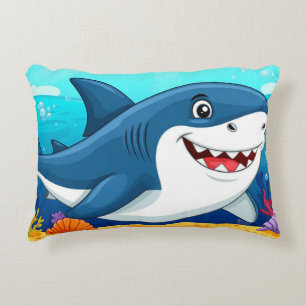 Almofada Decorativa Tubarão de desenho animado sorrindo nadando debaix