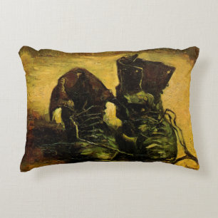 Almofada Decorativa Um Par de Sapatos por Vincent van Gogh