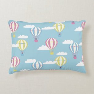 Almofada Decorativa Ursos & Coelho Dia de Passeio de Balão de Ar Quent