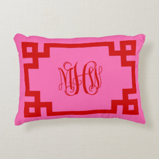 Almofada Decorativa Vinha de Monograma de Tecla Grega Vermelha Rosa Qu