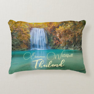 Almofada Decorativa Visão de queda de Erawan Waterfall Tailândia