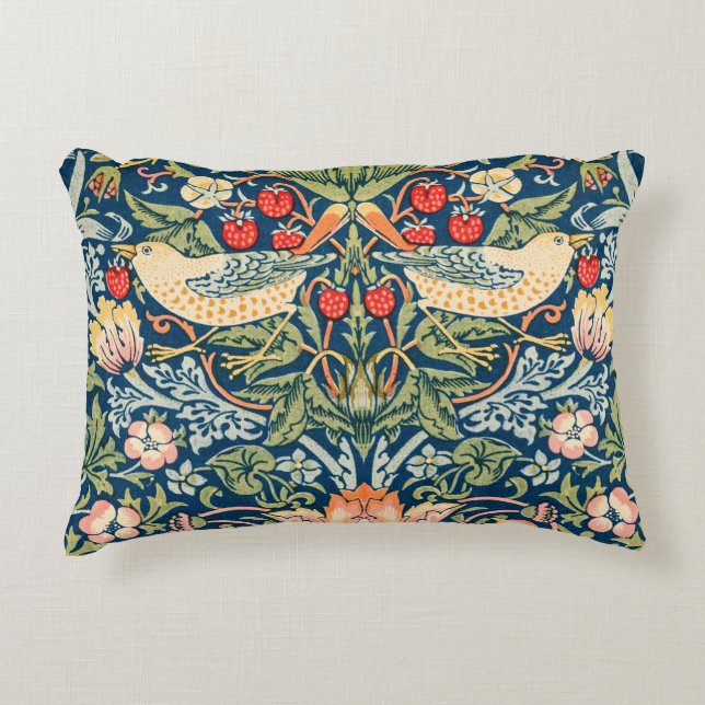 Almofada Decorativa William Morris Strawberry Thef Floral Art Nouveau (Frente)
