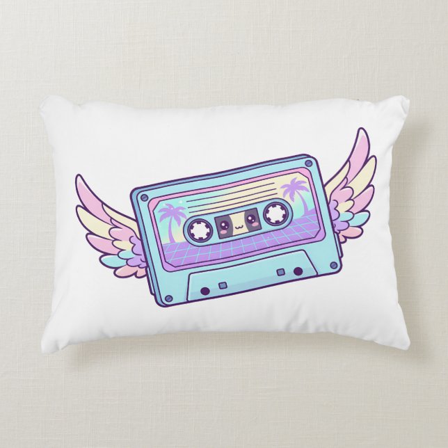Almofada Decorativa Winged Retro Cassette (Frente)