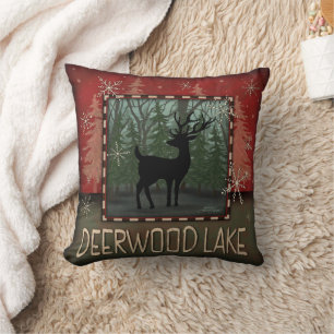 Almofada Deerwood Lake Rustic Deer Pine Inspirivity Travess