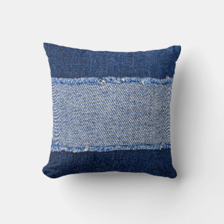 Almofada Densidade torn: tecido jeans azul.