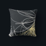 Almofada Design Abstrato Amarelo na moda preto<br><div class="desc">Este travesseiro decorativo moderno apresenta um design abstrato na moda orgânico de fitas brancas e amarelas sobre fundo preto. Um travesseiro decorativo simples, moderno e elegante para o seu quarto, cadeira favorita, como uma adição elegante na sua sala de estar ou decoração da sala de estar, ou um presente moderno...</div>