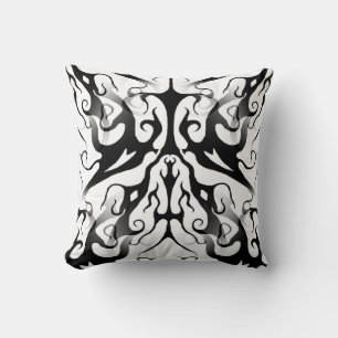 Almofada Design Tribal Face em Fogo e Chamas