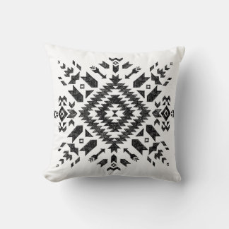 Almofada Design Tribal: Preto Branco Desenho-Mão