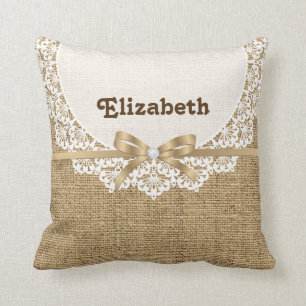 Almofada Doily branco com laço e serapilheira natural de