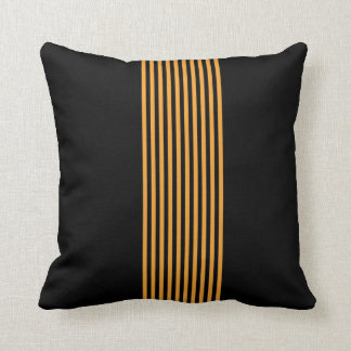Almofada Dois em um travesseiro decorativo preto e branco