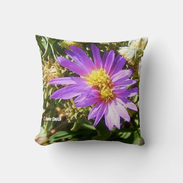 Almofada Dois Wildflowers roxos (Frente)