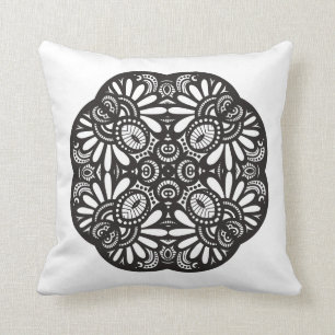 Almofada Doodle bonito do quadrado preto de Deco
