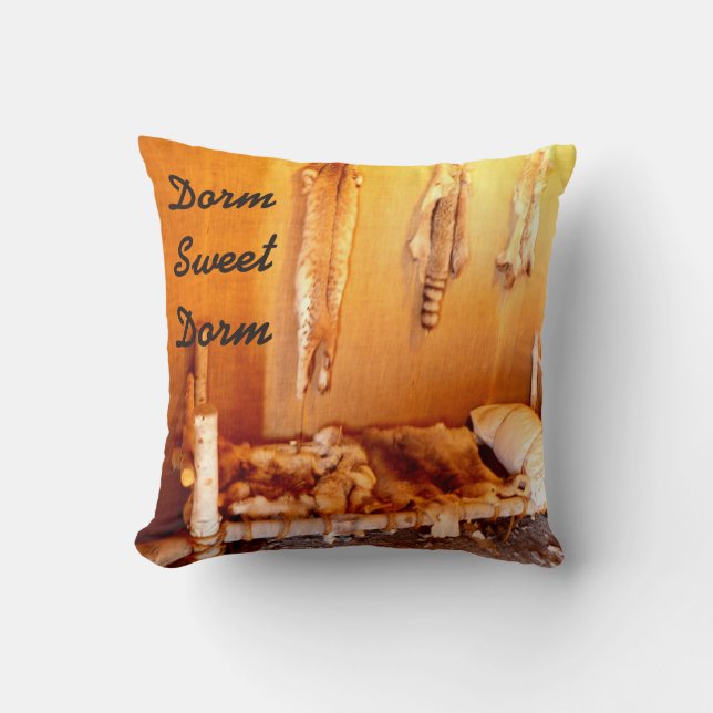 Almofada Dorm Sweet Dorm Funny Rustic Square (Frente)
