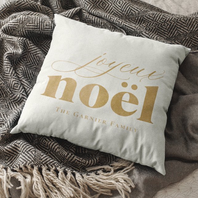 Almofada Dourado burlap joyeux noël Sobrenome personalizado (Faux gold burlap joyeux noël Custom Name Christmas Throw Pillow)