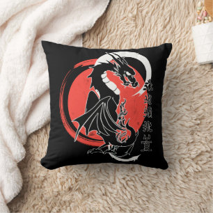 Almofada Dragão negro, lua vermelha