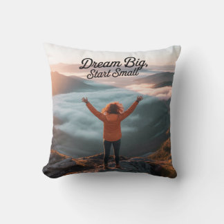 Almofada Dream Big, Start Small – Inspirational Sunrise Mou