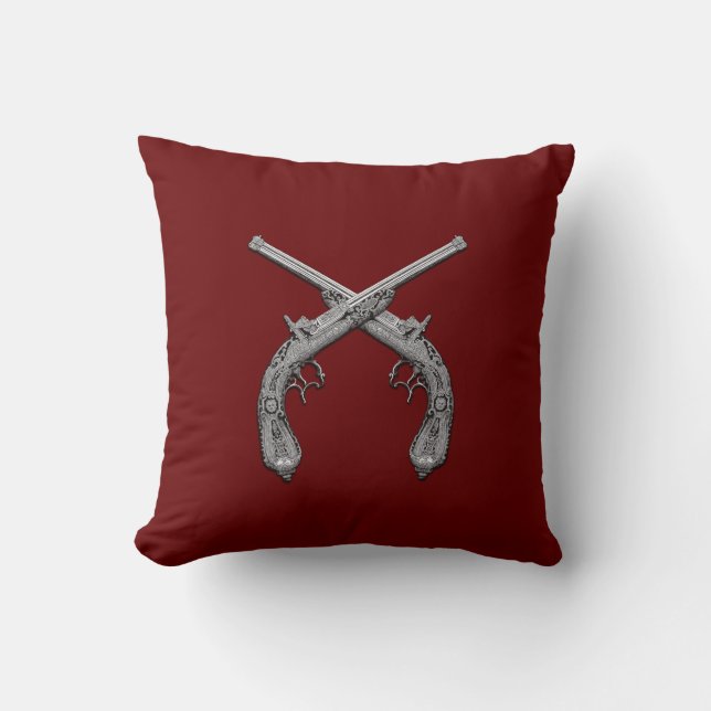 Almofada Dueling Antique Guns Maroon (Frente)
