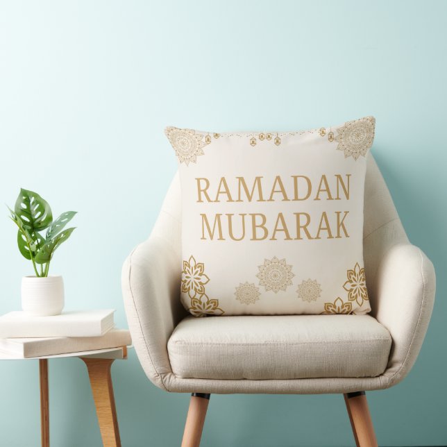 Almofada Elegant Ramadan Mubarak Throw Pillow (Cadeira)