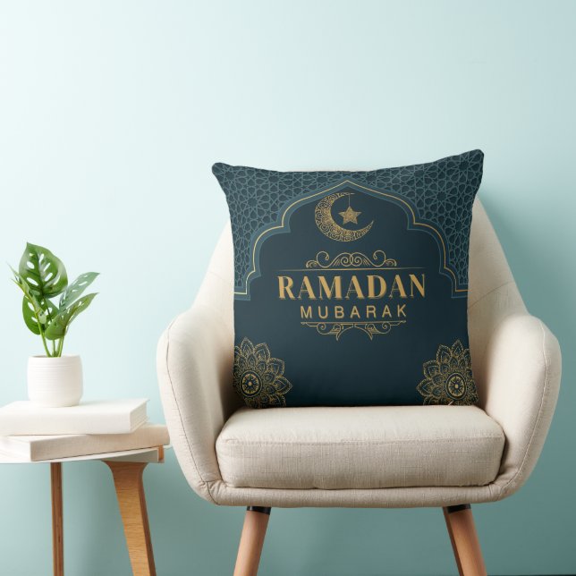 Almofada Elegant Ramadan Mubarak Throw Pillow (Cadeira)